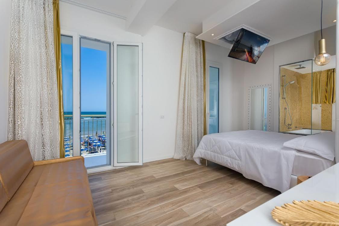 Miami Suite Hotel Bellaria-Igea Marina Bagian luar foto