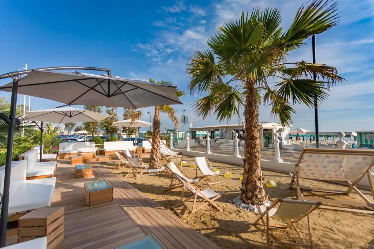 Miami Suite Hotel Bellaria-Igea Marina Bagian luar foto