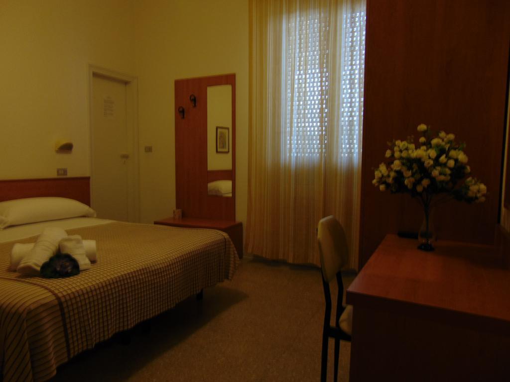 Miami Suite Hotel Bellaria-Igea Marina Bagian luar foto